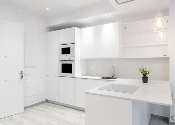 New And Bright-1bd 1bth- Centro Apartment *
